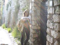 Moglie esibizionista in vacanza